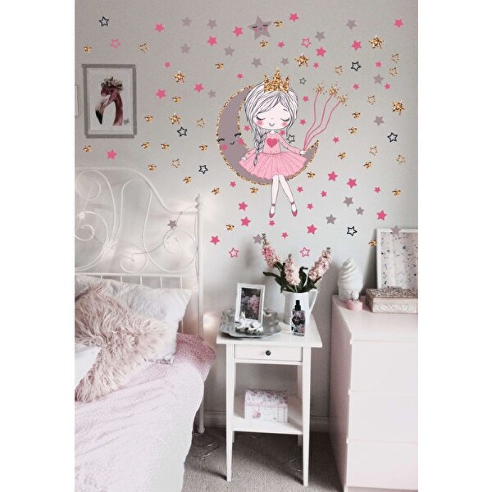 Engin Ayda Oturan Sevimli Kız Çocuk Odası Duvar Sticker Seti Duvar Stickerı Fiyatı