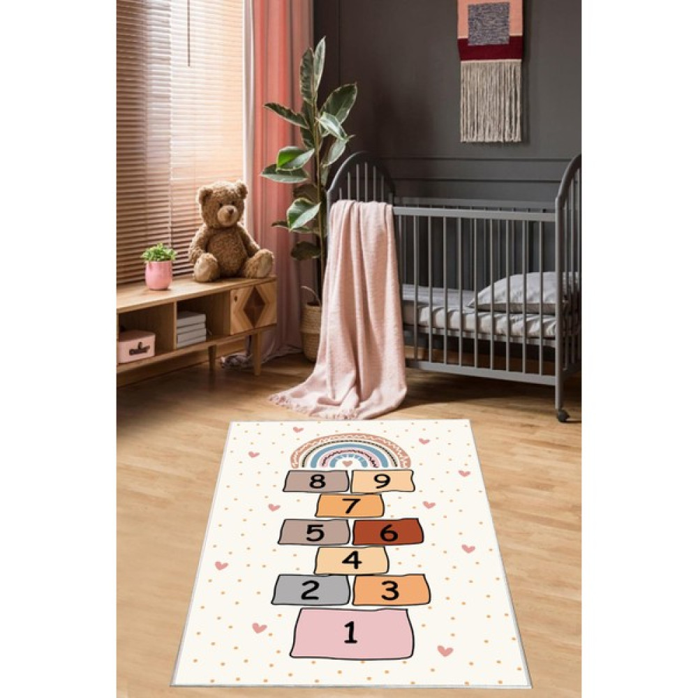 Estrella Özel Tasarım Dijital Baskılı Kaymaz Taban Yıkanabilir Çocuk Odası Halısı Puanlı Seksek - 120 x 180 cm - Renkli Bebek Odası Halı Fiyatı