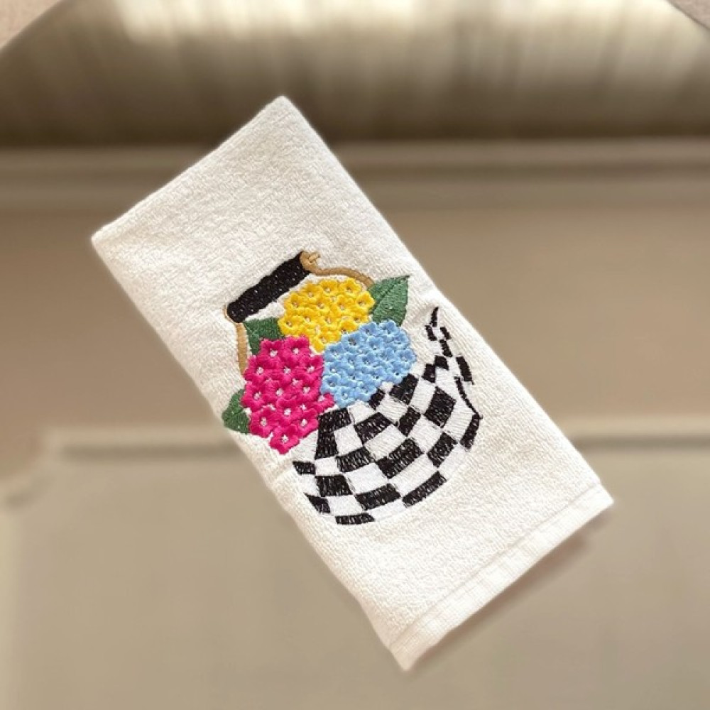 Evimin Eşyası Nakışlı Renkli Damalı Ortanca Model Mutfak Havlusu - Beyaz - 30 x 50 cm El / Yüz Havlusu Fiyatı