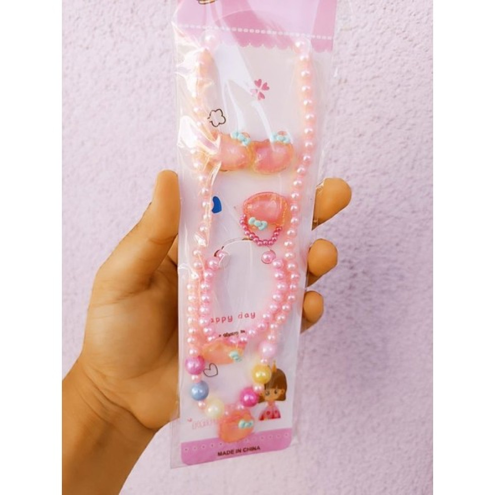 EyER Shoping Hello Kitty Figürlü Çocuk Takı Seti ( Kolye,bileklik,yüzük,kilipsli ,küpe) Bijuteri Kolye Fiyatı