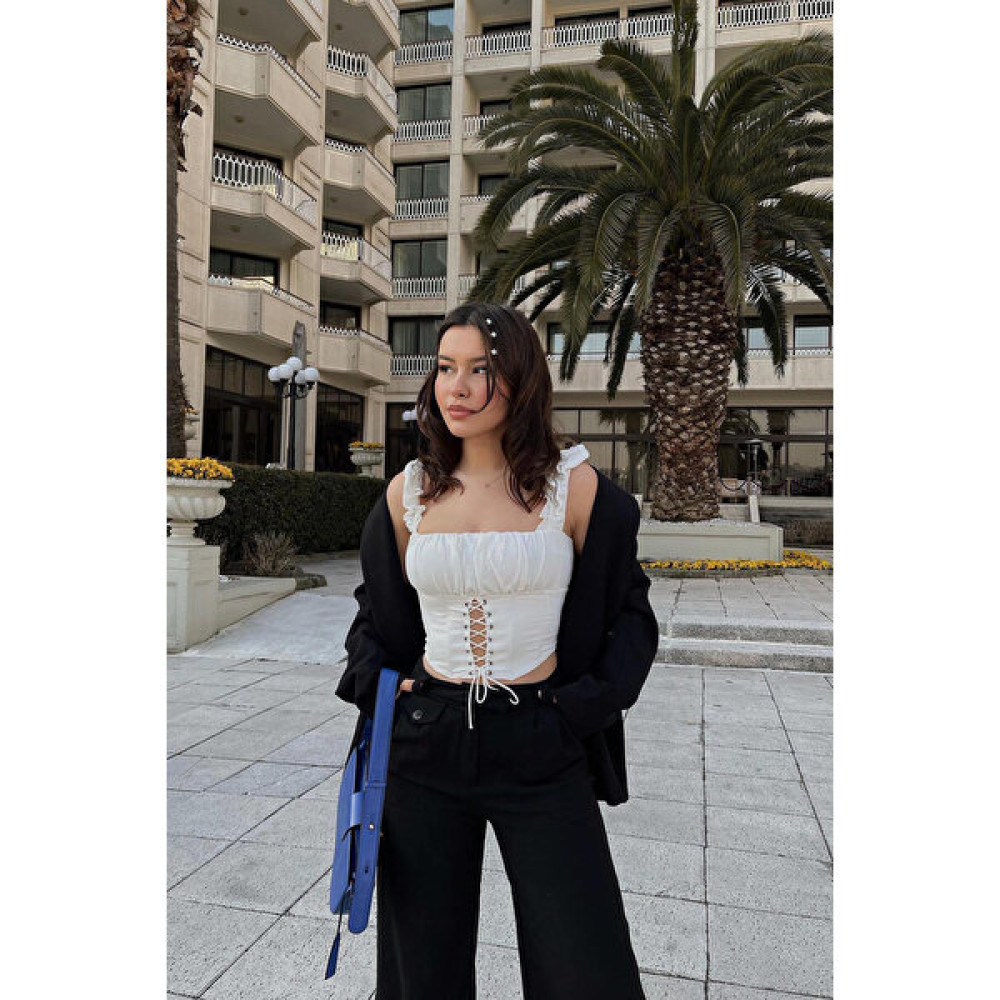 Eyyo Beyaz Önden Bağlamalı Crop Top ATE3914 Bluz Fiyatı