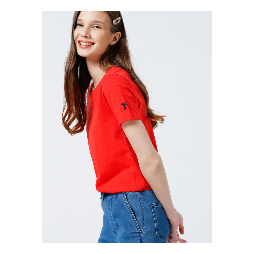 Fabrika Bisiklet Yaka Basic Düz Kırmızı Kadın T-shirt - Tengız XS Beden Bayan T-shirt Fiyatı