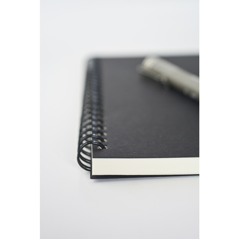 Fark Tanıtım Siyah Kraft Kapaklı Çizgisiz Defter Defter Fiyatı