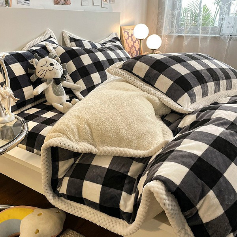 Fashion Boutique Kalınlaştırılmış Süt Polar Yatak Dört Parçalı Set Kuzu Yünü Ekose Nevresim (Yurt Dışından) - 150cm - Siyah Çarşaf Fiyatı