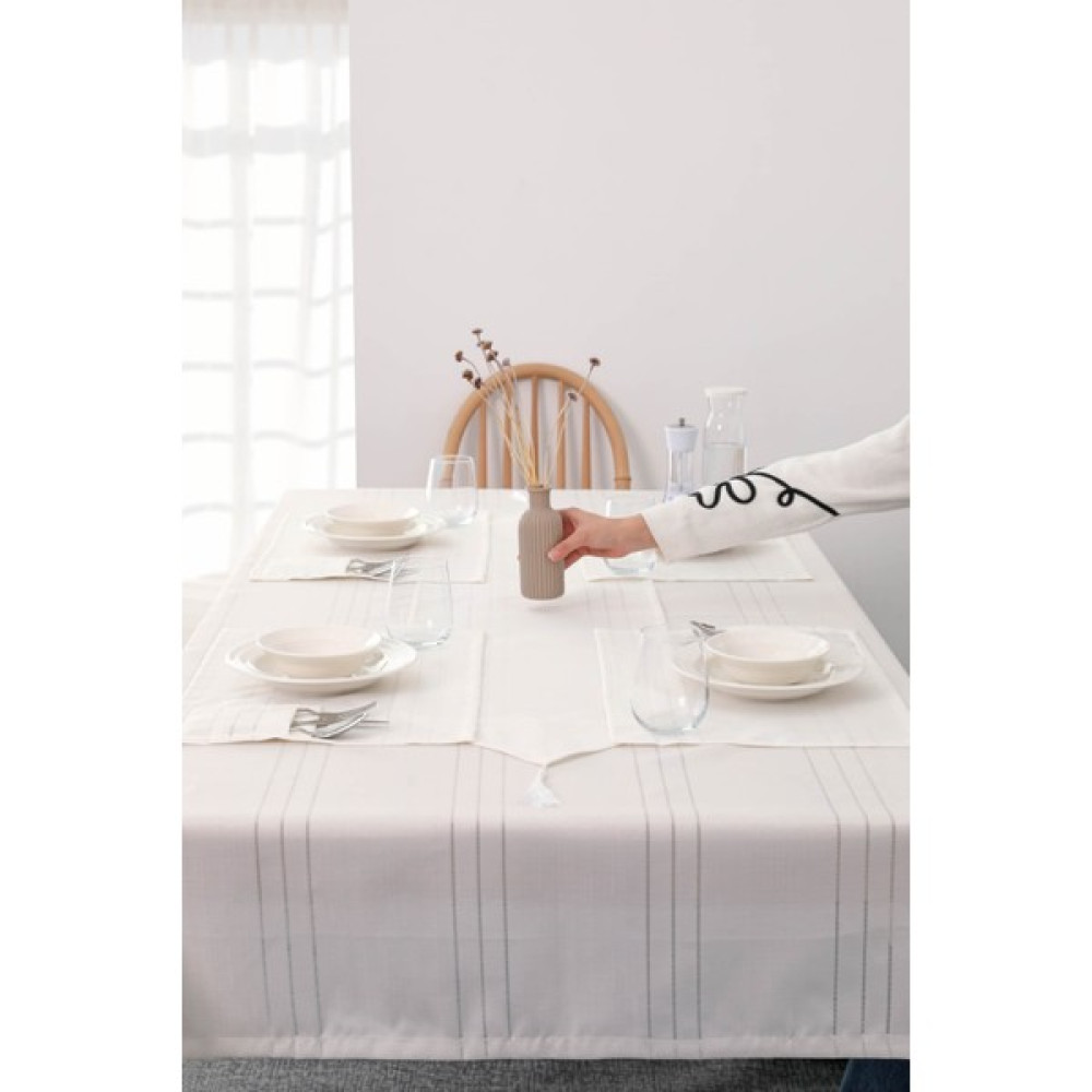 Favora Açelya 12 Kişilik Masa Örtüsü Runner Takımı - Ekru - 155 x 220 cm Masa Örtüsü Fiyatı