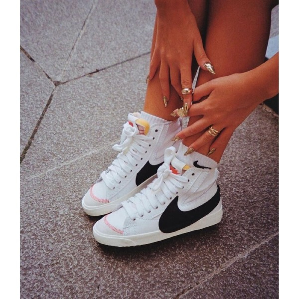 Favori Spor Blazer Mid 77 Jumbo white/black Erkek Ayakkabıları Fiyatı