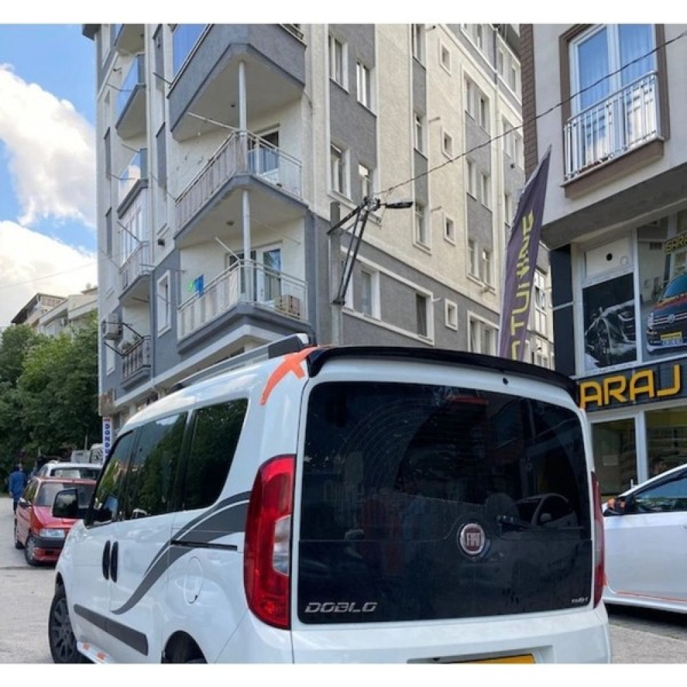 Fiber Fiat Doblo 2010-2022 Siyah Kulaklı Spoiler (Sry) Tuning - Modifiye Fiyatı