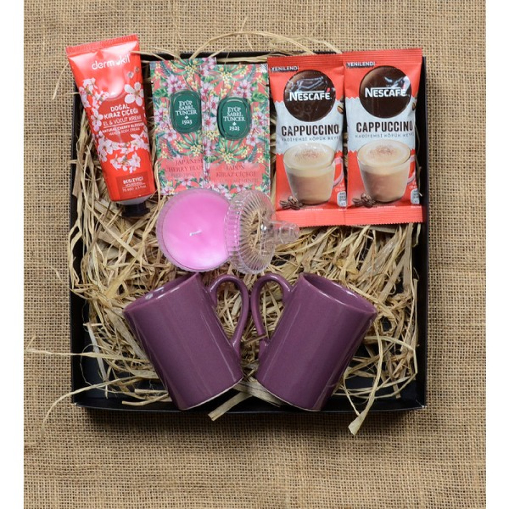 Fiorella Gift Kupa & Kahve & El Kremi & Mendil & Mum Hediye Seti& Hediye Kutusu & Doğum Günü & Sevgili & Yeni Iş Terfi Altın, Takı & Aksesuar Fiyatı