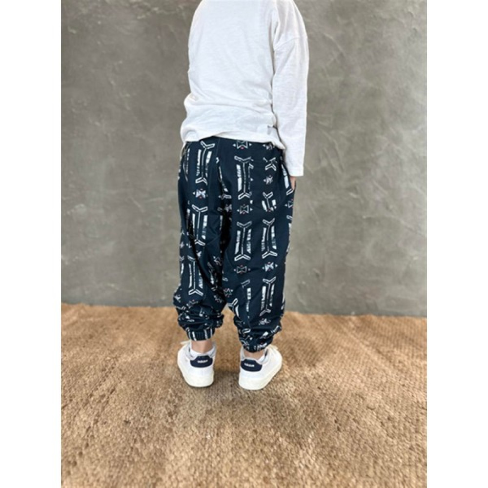 Fittingroom Erkek Siyah Arrow Desenli Şalvar Erkek Çocuk Eşofman Fiyatı