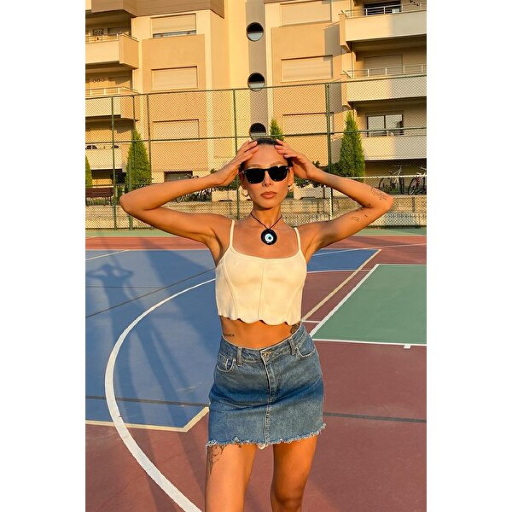 Flaw Dikiş Detay Askılı Krem Crop Bluz Fiyatı