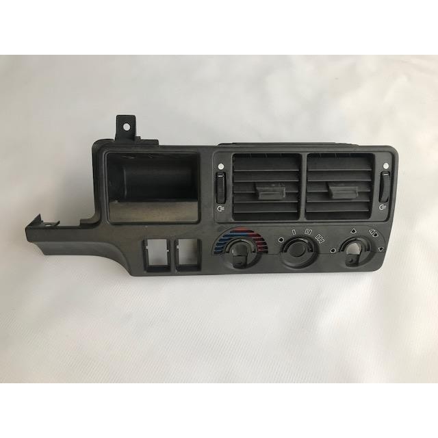 Ford Escort Kalorifer Üfleme Paneli 1994/1996 Çerçeve - 0 - Siyah Diğer Fiyatı