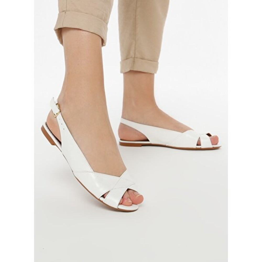 Fox Shoes Beyaz Kadın Sandalet 9726106609 Kadın Terlikleri ve Sandaletleri Fiyatı