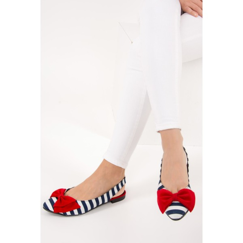 Fox Shoes LacivertBeyazKırmızı Kadın Babet D726774404 Babetler Fiyatı