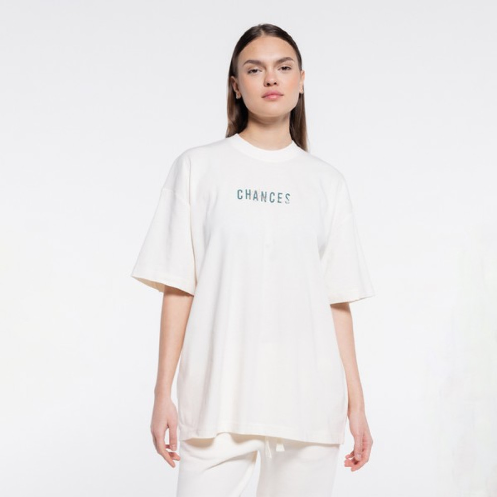 Friday Offset Ness Kadın Kırık Beyaz %100 Pamuk Kol Ve Yaka Dizayn Kesikli Bisiklet Yaka Oversize Tshirt Bayan T-shirt Fiyatı