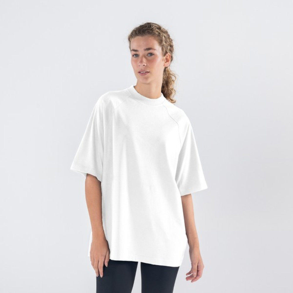 Friday Offset Pina Kadın Beyaz %100 Pamuk Bisiklet Yaka Oversize Tişört Bayan T-shirt Fiyatı