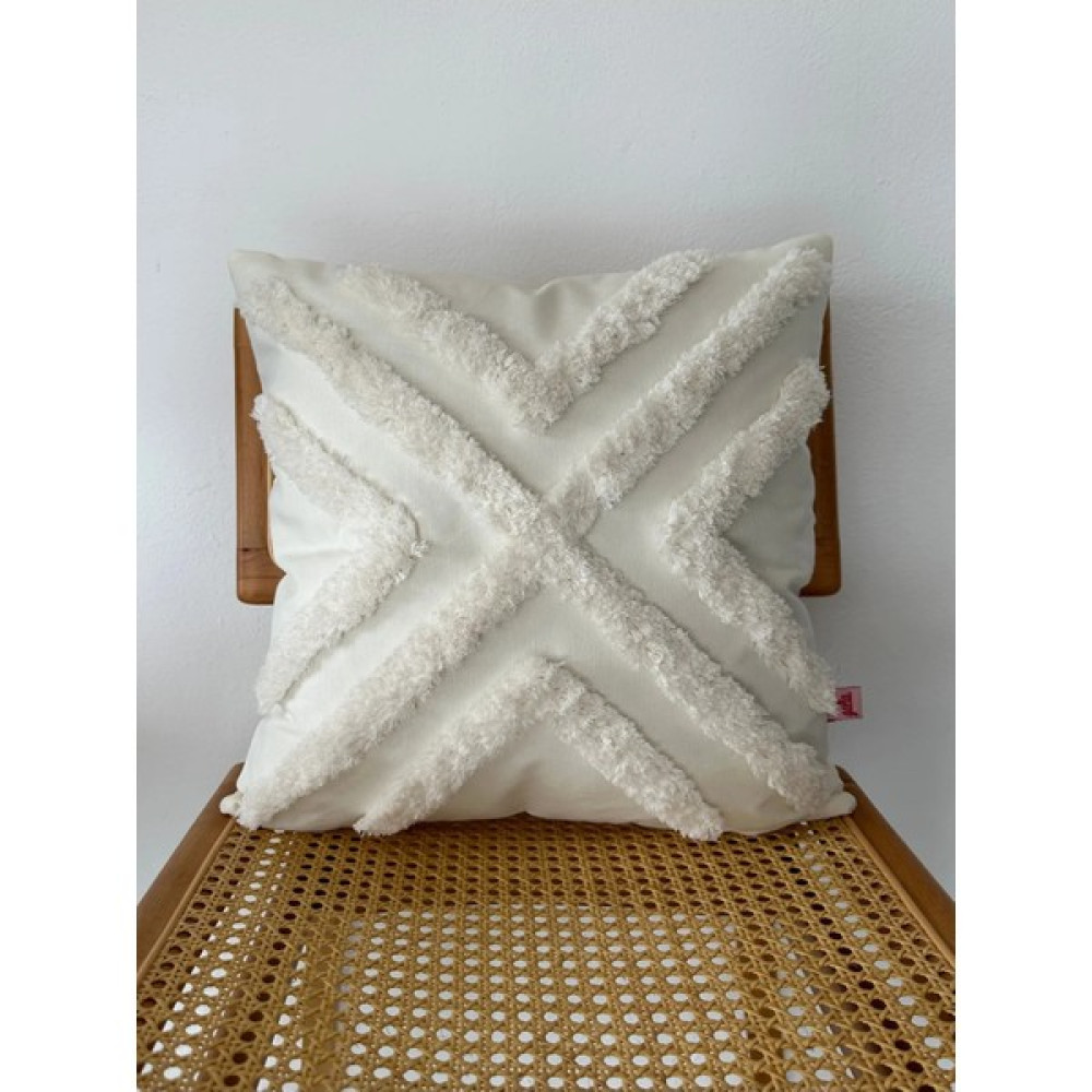 Galia Textile Galia Tasarım Kırık Beyaz Çizgili Tüylü Punch Kırlent Yastık Kılıfı - 45 x 45 cm Kırlent / Mobilya Yastığı Fiyatı