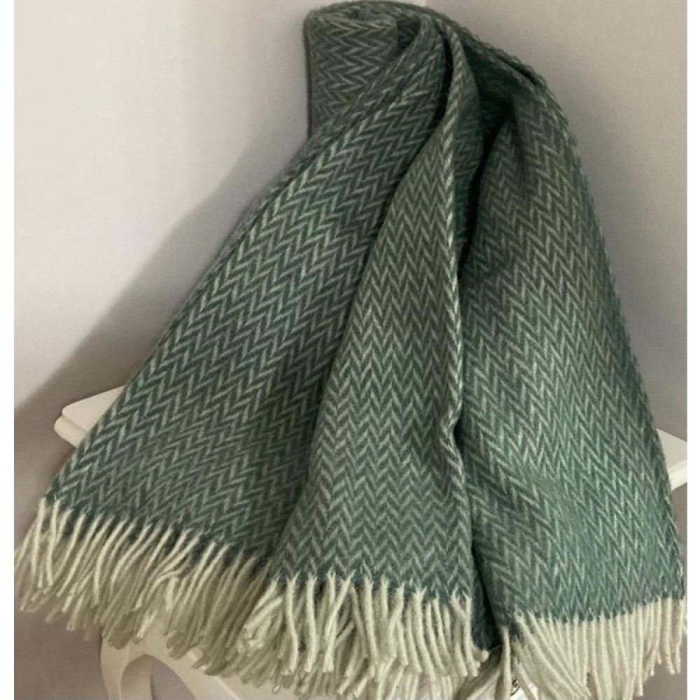 Gençev Home %100 Saf Yün Scotch Dizlik - Tv Battaniye 130 x 170 cm Saf Yün - Wool - Yeşil Battaniye Fiyatı