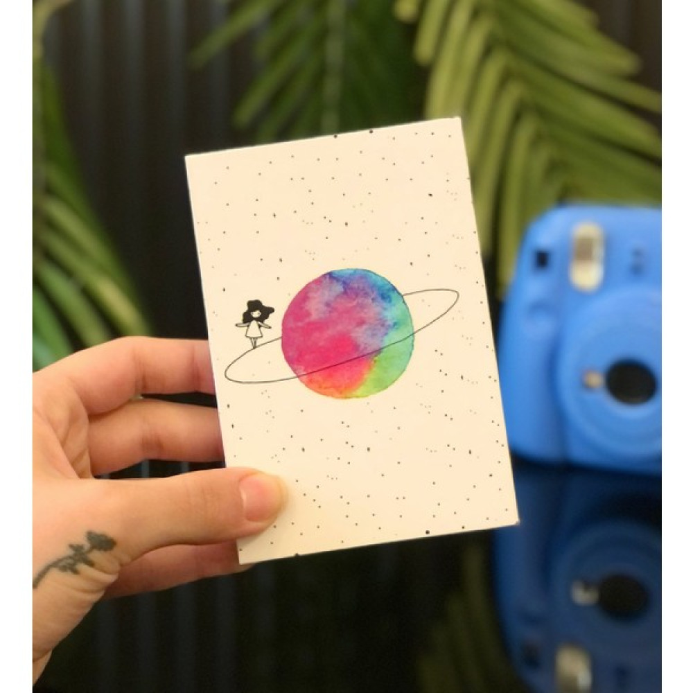 Giftmoda Satürnlü Kız Tasarımlı Mini Albüm Resim & Fotoğraf Çerçevesi Fiyatı