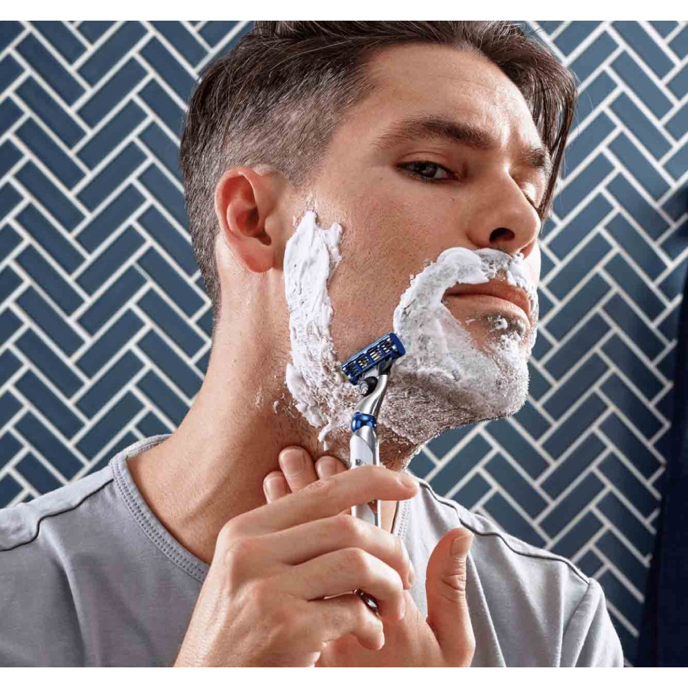 Gillette Mach 3 Turbo Tıraş Makinesi + 2 Yedek Bıçak