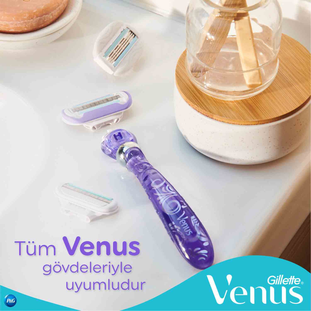 Gillette Venüs Delux Smooth Swirl Tıraş Makinesi + 3 Yedek Bıçak