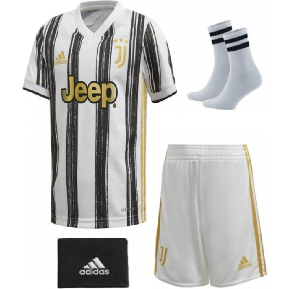 Gökmenspor Juventus Ronaldo Deplasman 21/22 Sezon Retro Beyaz 4lü Set Çocuk Futbol Forması Futbol Malzemeleri Fiyatı
