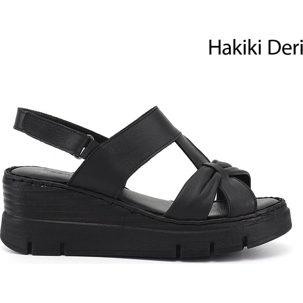 Gönderi(r) Kadın Siyah Dolgu Topuklu Hakiki Deri Sandalet Kadın Terlikleri ve Sandaletleri Fiyatı