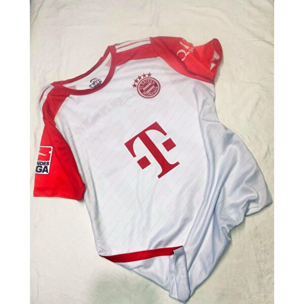 Gönka Fashion Bayern Münih Sacha Boey 2023-2024 Iç Saha Futbol Forması Erkek T-shirt Fiyatı