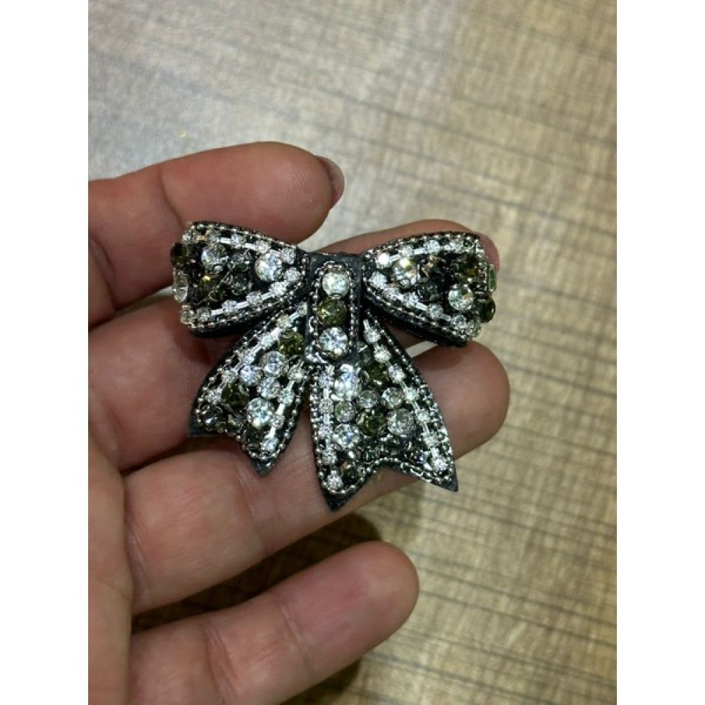 Gönülden Tasarım 5x4 cm Zirkon Taş Işleme Fiyonk Broş Yaka Iğnesi Türban Iğnesi - Siyah Toka, Taç & Saç Bandı Fiyatı