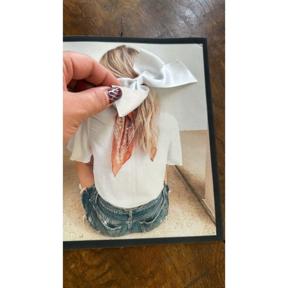 Gönülden Tasarım Beyaz Fiyonk Tokalı Kız Arma Dikiş Aplike 23X20 cm Oto Boyaları Fiyatı