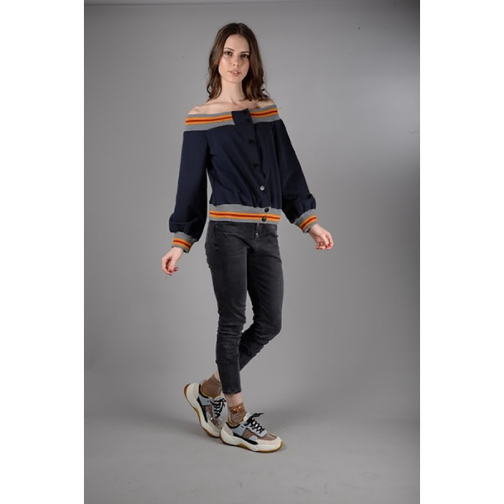 Graffin Omuzları Açıkta Kısa Sweatshirt Bayan Sweatshirt Fiyatı