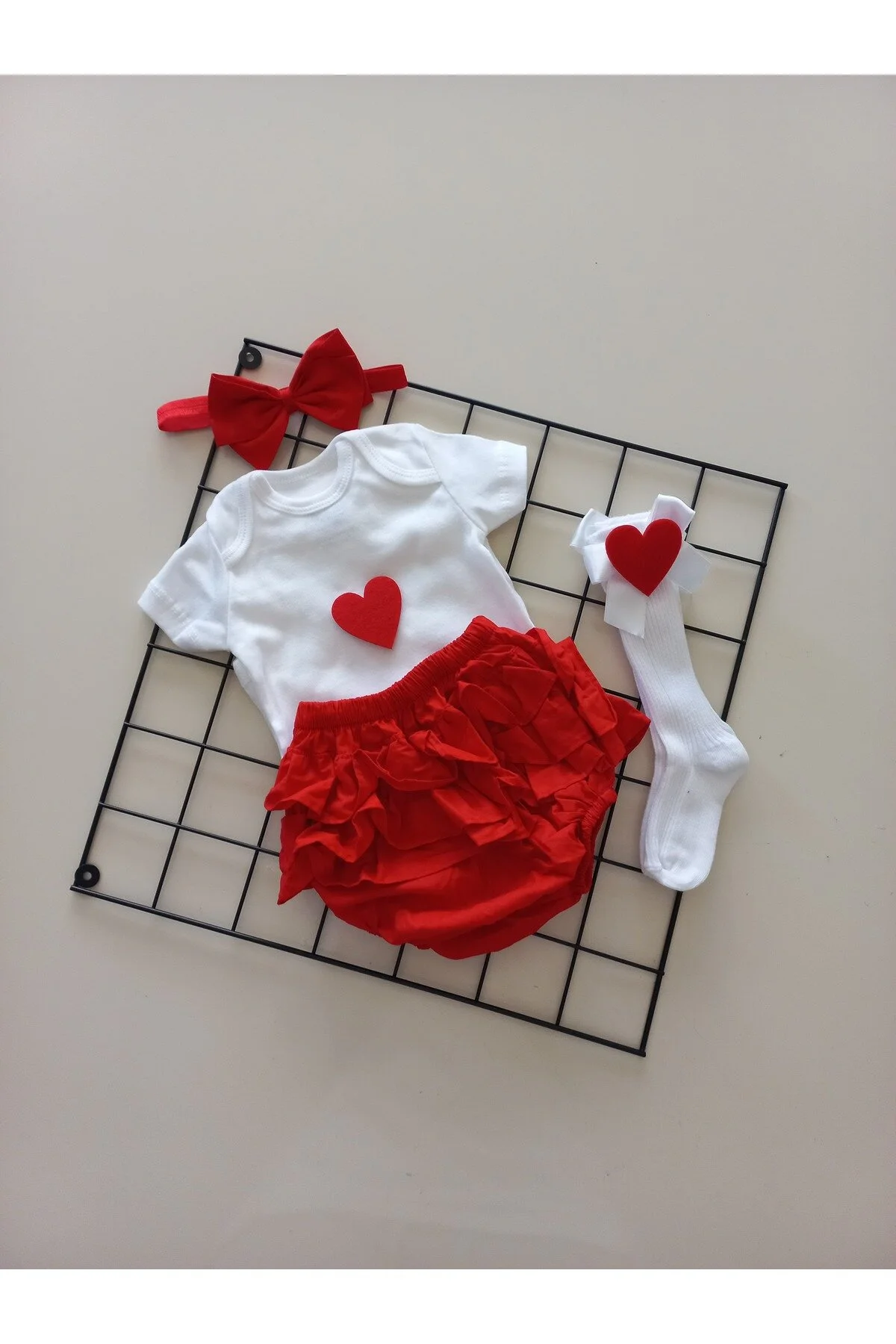 Grande Home Kız Bebek Pembe Barbie Fırfır Bandana Çorap Takım 0-3 AY Beden" Bebek Giyim-Tekstil Fiyatı