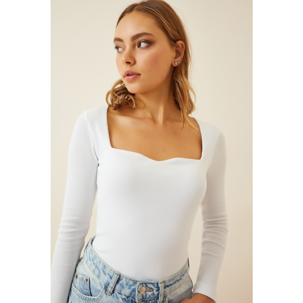 Happiness İstanbul Kadın Beyaz Kalp Yaka Fitilli Örme Bluz S/M Beden Bluz Fiyatı
