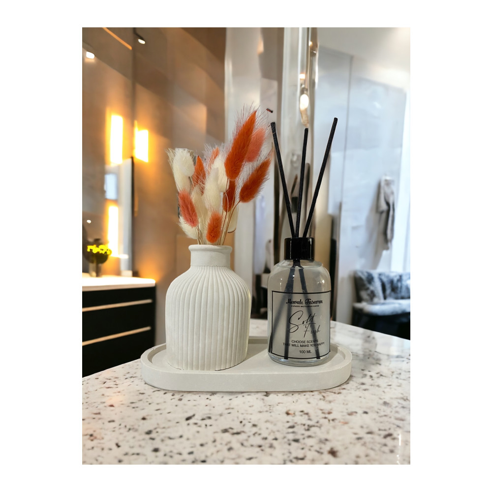 Havalı Tasarım Dekoratif Standlı Çizgili Vazolu Soft Fresh Fiber Çubuklu Oda Kokulu Set 100 ml Vazo Fiyatı