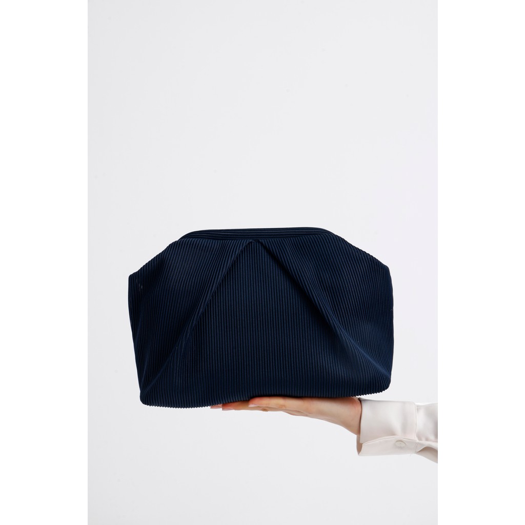 Heybes Kadın Lacivert Piliseli Clutch El Çantası Diğer Fiyatı
