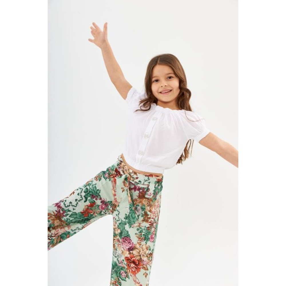Hilal Akıncı Kids Kız Çocuk Crop Bluz ve Çiçek Desenli Pantolon Kız Çocuk Giyim Takımı Fiyatı