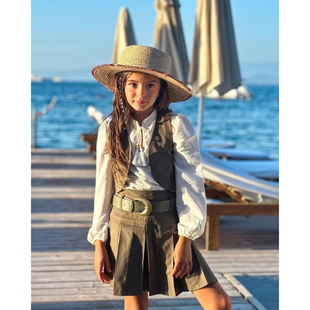 Hilal Akıncı Kids Kız Çocuk Gabardin Yelek Ipli Gömlek Pileli Etek Gold Tokalı Kemer 4'lü Takım Kız Çocuk Giyim Takımı Fiyatı
