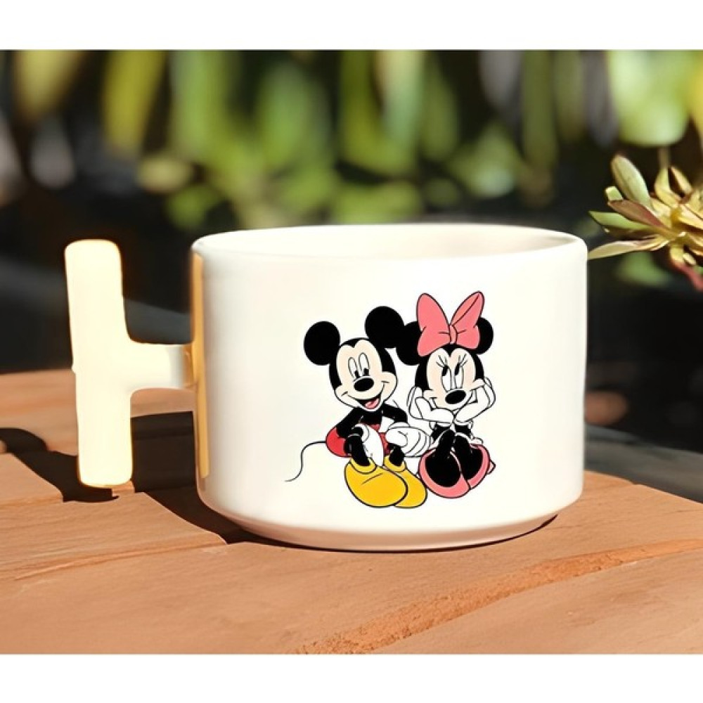 Hobi Shop Mickey ve Minnie Mouse Baskılı Beyaz T Kulplu Kupa Bardak - 1 Adet - 299 ml Fincan / Bardak / Kahve Takımı Fiyatı