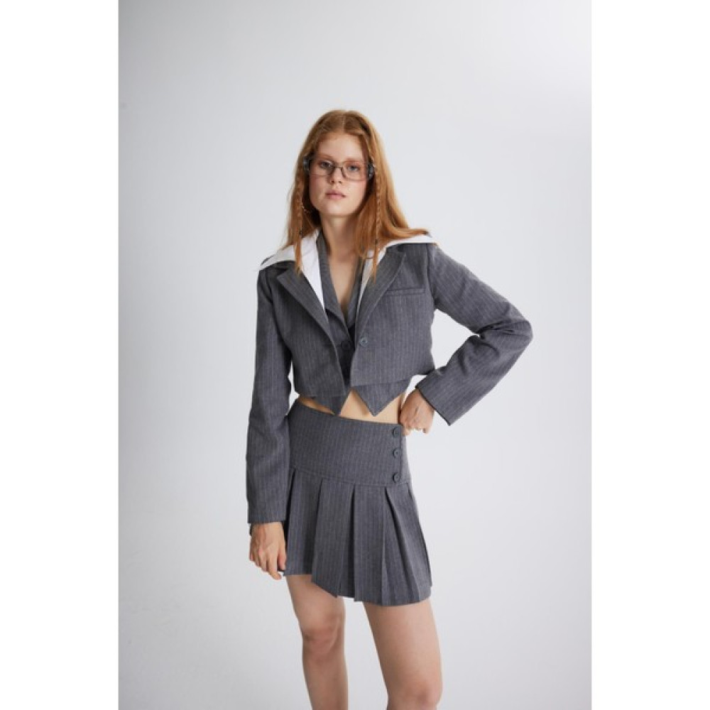 Holly Lolly Detaylı Çizgili Crop Kira Blazer Ceket Gri Bayan Ceket Fiyatı