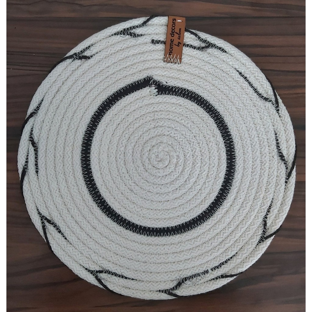 Home Decors By Özlem 2'li Nihale Hasır El Yapımı Mutfak Aksesuar Tarz Moda Yemek Sofra Altlık - 22X22CM - Beyaz - Siyah SSD / Solid State Drive Fiyatı