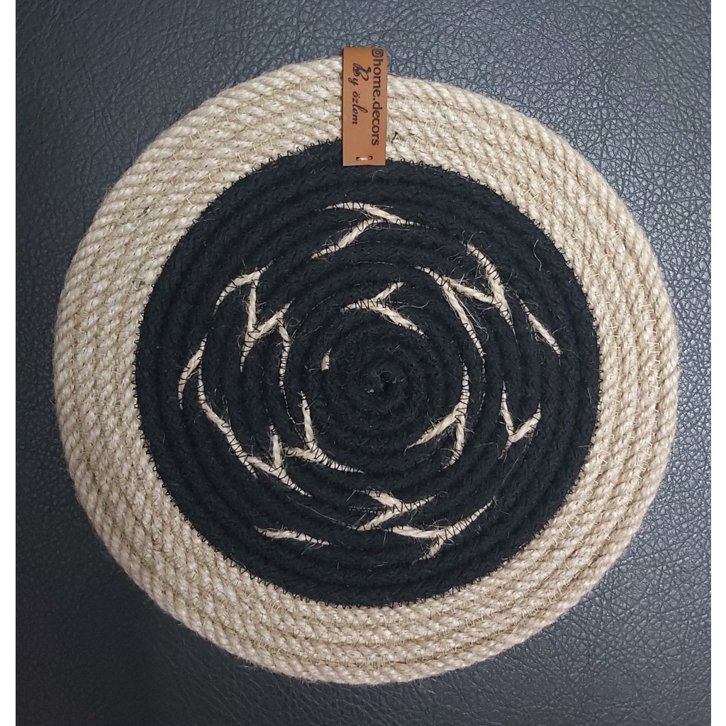 Home Decors By Özlem 2'li Nihale Hasır El Yapımı Mutfak Aksesuar Tarz Moda Yemek Sofra Altlık - 22X22CM - Koyu Siyah SSD / Solid State Drive Fiyatı