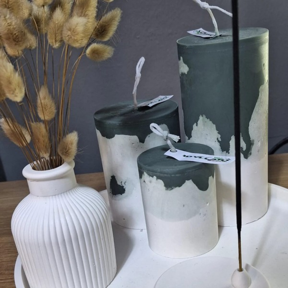 İdyllart Store Mini Beyaz Vazo, Yuvarlak Tepsi,3lü Beton Mum ve Tütsülük Içeren Dekorasyon Seti - Yeşil - 5 Adet Dekoratif Mum Fiyatı