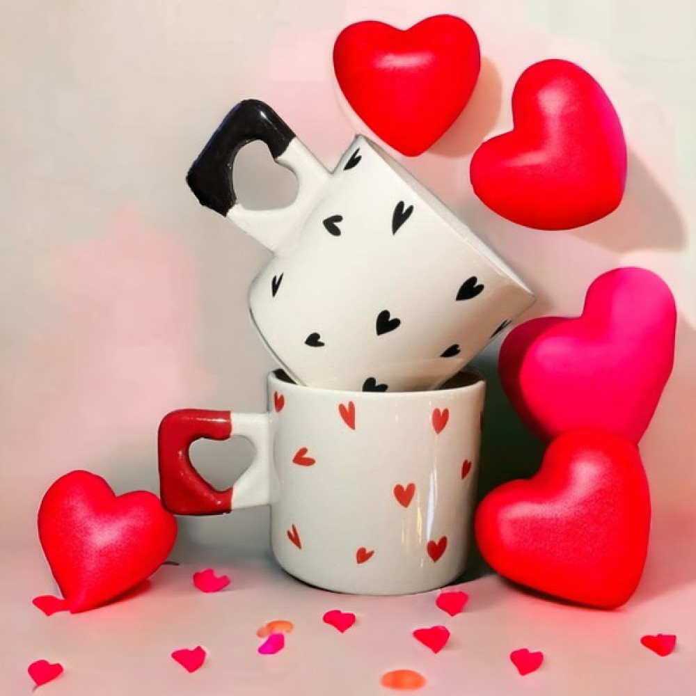İki Seramik 2'li Siyah & Kırmızı Minimalist Kalp Baskılı Kupa / Mug Set - Beyaz Fincan / Bardak / Kahve Takımı Fiyatı