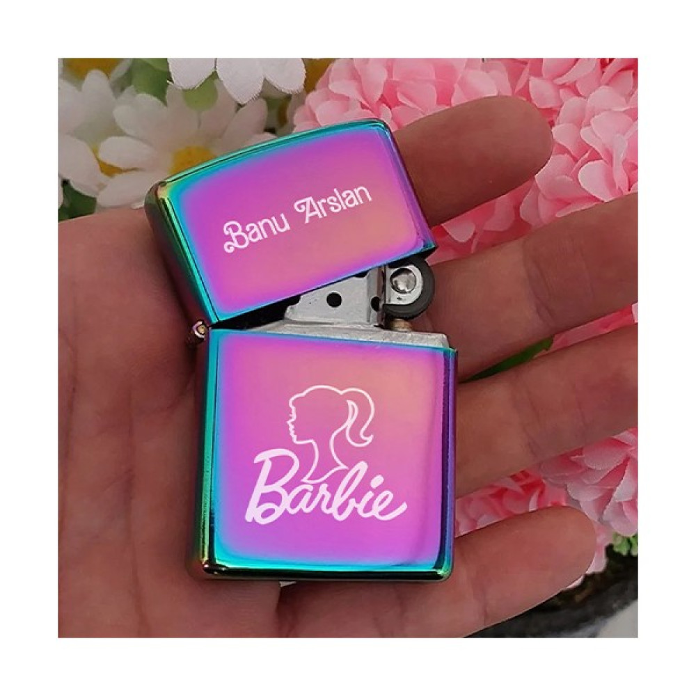 İşte Bu Kişiye Özel Isimli Benzinli Zippo Çakmak Pembe Barbie Tasarım Çakmak Fiyatı