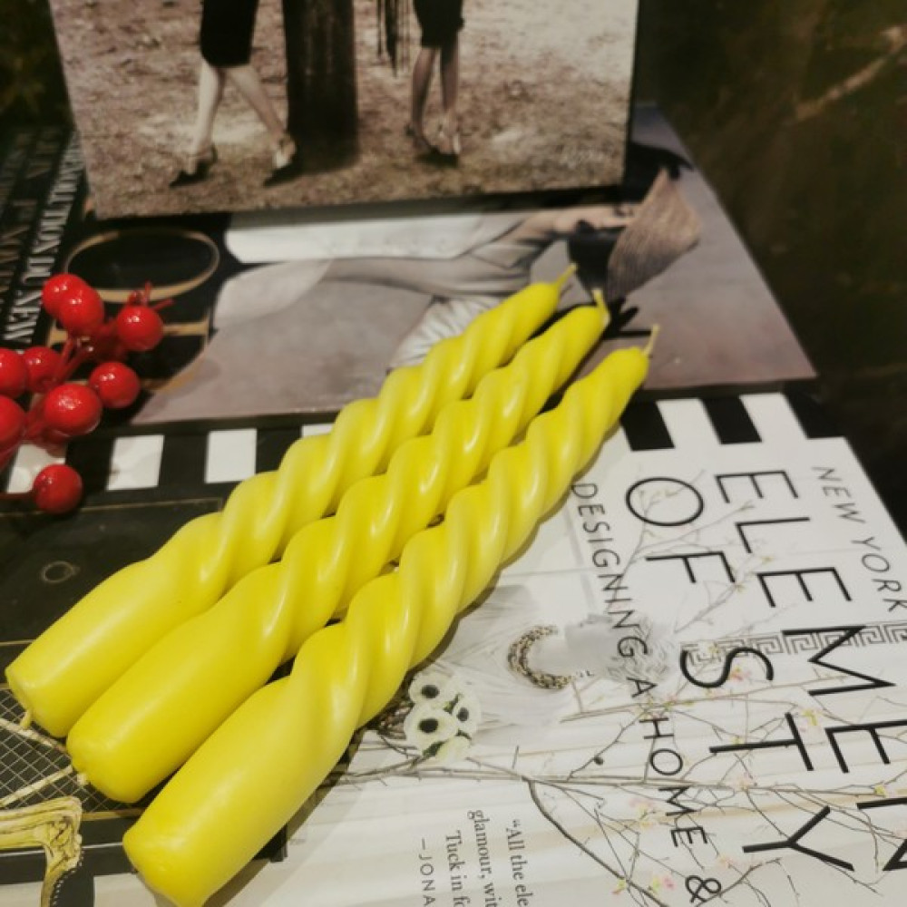 Iv Candles Homedecor 3'lüsarı Burgulu Şamdan Mumu - Sarı Dekoratif Mum Fiyatı