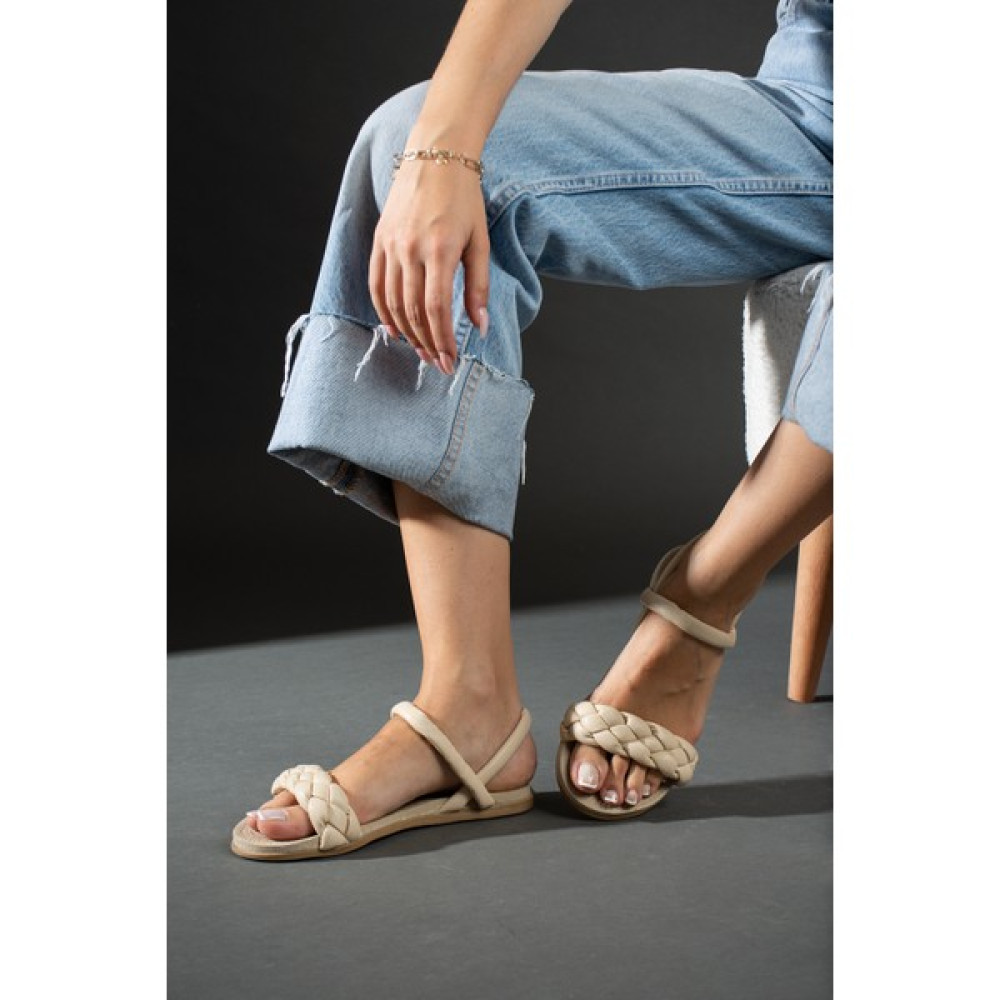 Iye Shoes Sandy Sandalet Kadın Terlikleri ve Sandaletleri Fiyatı