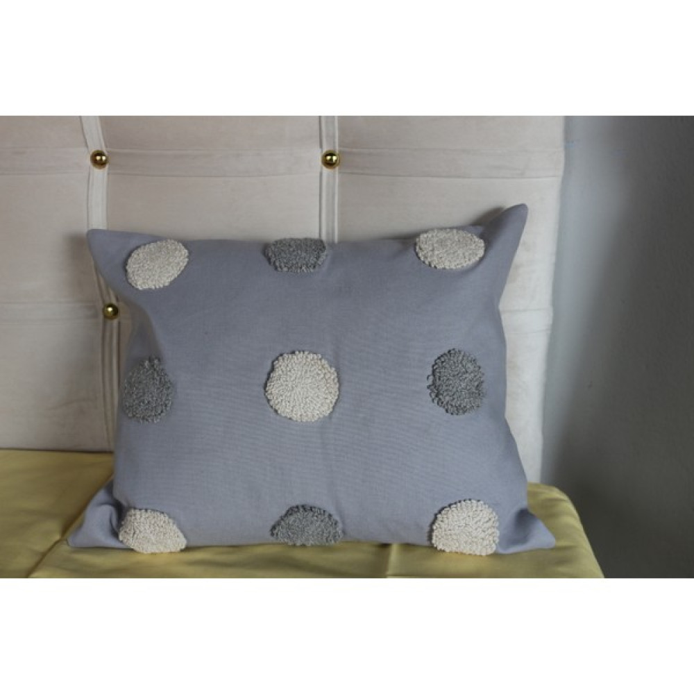 İzmit Çınar Kadın Kooperatifi Daire Desenli Dekoratif Punch Panç Işlemeli Kırlent Kılıfı (42X42CM) - 42 x 42 cm - Açık Gri Kırlent / Mobilya Yastığı Fiyatı