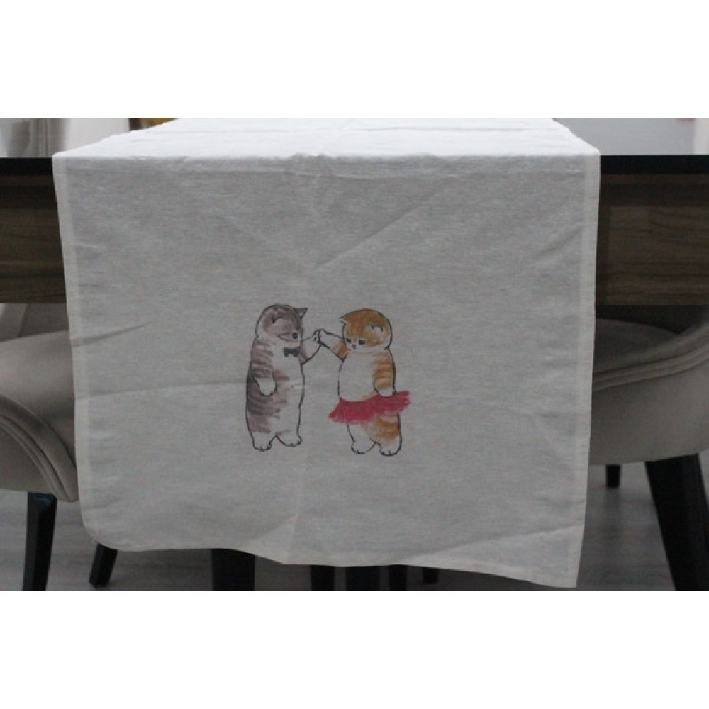 Juzk Solutions Krem Dans Eden Kediler Basıkılı Runner - 140 x 50 cm - Beyaz - Kahve Masa Örtüsü Fiyatı