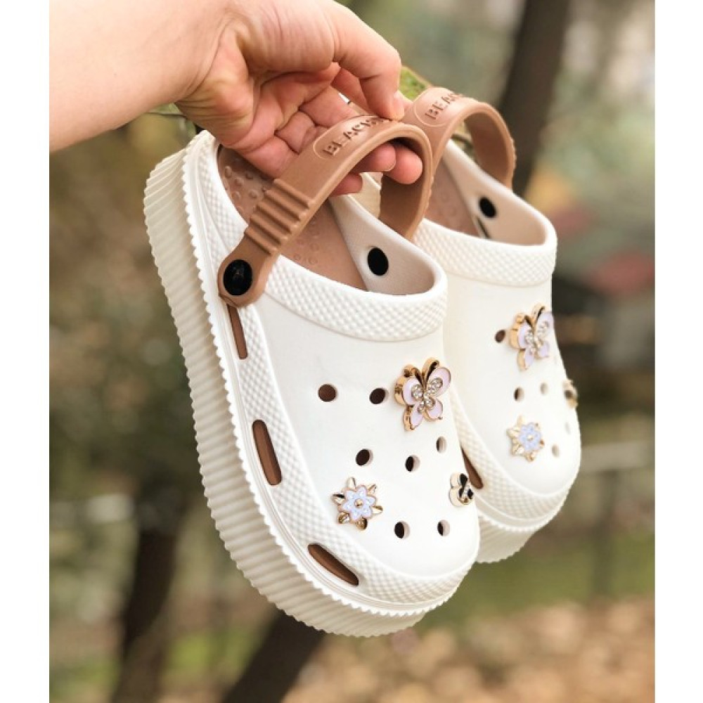 Kadın Crocks Modeli Sandalet ,crocks Modeli Terlik , Plaj Terliği ,günlük Sandalet , Deniz ve Havuz Terliği Kadın Terlikleri ve Sandaletleri Fiyatı