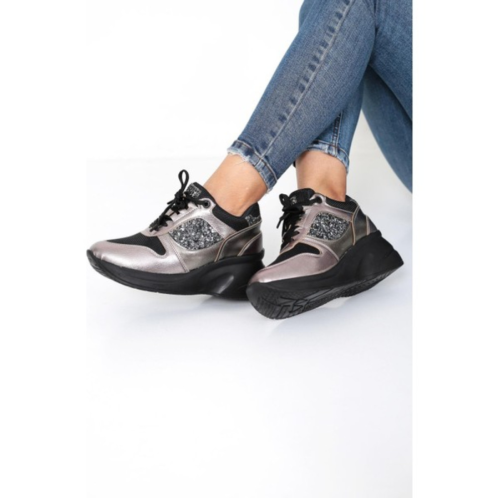 Kadın Platin-Siyah Renk Taşlı Gizli Topuk Rahat Kalıp Bağcıklı Sneaker Ayakkabı Spor Ayakkabı Fiyatı