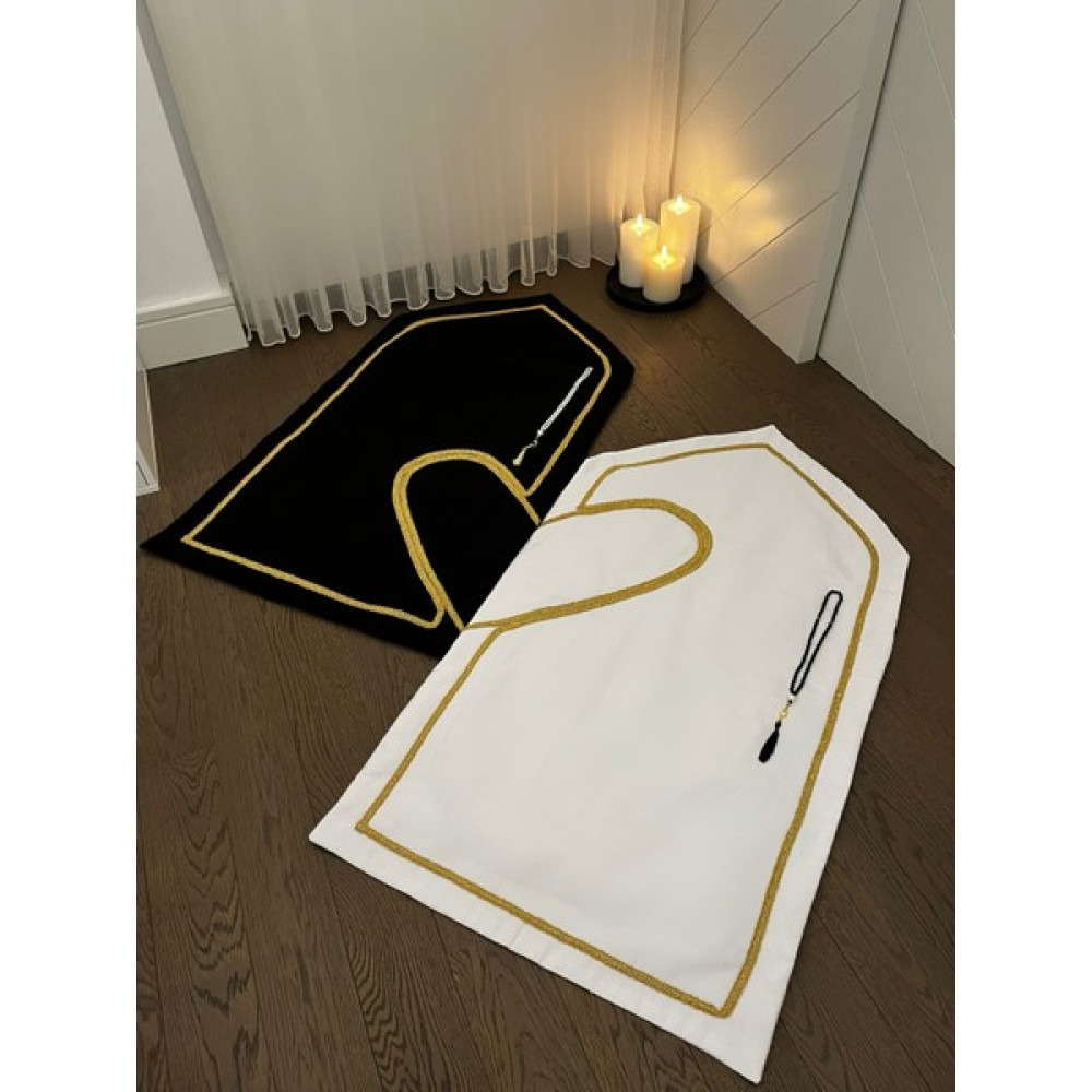 Kalpli Seccade - Eşli Seccade - Çeyizlik Seccade - Siyah - Beyaz - 70 x 130 cm Seccade Fiyatı